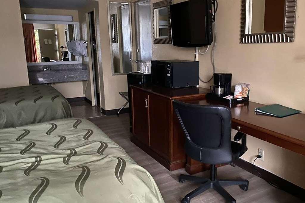 Ramada By Wyndham Rome - Verona Zimmer foto